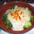 Cazuelita de brócoli con bechamel de merluza