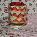 TRIFLE DE FRESAS Y FELIZ FINDE!!