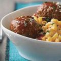 Macarrones con salsa y albóndigas al horno