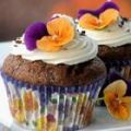 Cupcakes con chips de chocolate negro y[...]