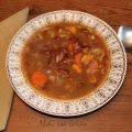 POTAJE DE ALUBIAS PINTAS CON VERDURAS Y PASTA