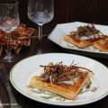 Cajitas de hojaldre con presa ibérica y brie