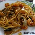 Spaghetti con Gambas y Champiñones