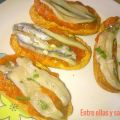 Tostas de boquerones con pisto