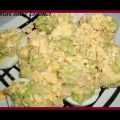 HUEVOS RELLENOS DE AGUACATE Y ATUN