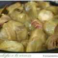 ALCACHOFAS Y SALCHICHAS A LA CERVEZA