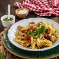 Pasta con  salsa Pesto y tomates secos