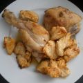 Pollo con salsa de almendras y yema frita