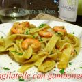 Tagliatelle con gambones al ajillo