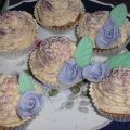 CUPCAKES DE DONUTS Y KIT KAT