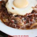 Arroz rojo con calabacin y huevo