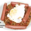 PISTO CON SALCHICHAS Y HUEVO