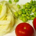 ALBONDIGAS CON HABITAS FRESCAS