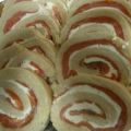 ROLLITOS DE SALMON Y QUESO