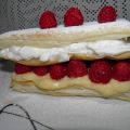 MILHOJAS DE CREMA Y FRAMBUESAS