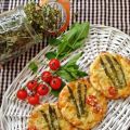 Mini pizzas de trigueros con queso Brié y menta[...]