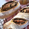pan de centeno y tapenade