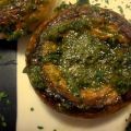Champiñones horneados al pesto