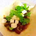 Taco de judías negras con aguacate y queso de[...]