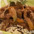 Ternera picante con verduras y arroz salvaje
