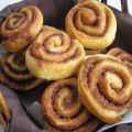 Cinnamon rolls (Bollos de canela)