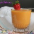 SMOOTHIE DE FRESA, PLATANO Y NARANJA VALENCIANA