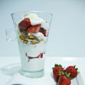 Postre fresquito para el calor: Yogurt con[...]