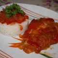 Pescado en salsa de tomate.