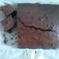 BIZCOCHO CON GALLETAS RELLENAS DE CHOCOLATE