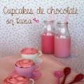 Cupcakes de chocolate en taza