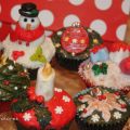 MIS PRIMEROS CUPCAKES DE FONDANT ...ESTOY MUY[...]