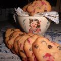 Galletas con pepitas de chocolate y cerezas