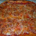 PIZZA DE JAMON Y CHORIZO