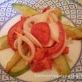 Calabacín frito con tomate y cebolla