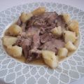 Pierna de cordero asada lentamente