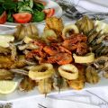 FRITURA MIXTA DE PESCADO (PESCAITO FRITO) Apto[...]