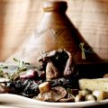 Tajine de jabalí con bolets del Atlas