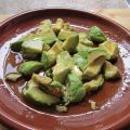 Aguacate con vinagreta de soja