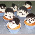 CUPCAKES DE ALMENDRAS CON OREO