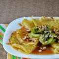 Crepas de cajeta con kiwi y nuez
