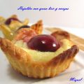 Hojaldre con queso brie y cerezas