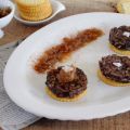 Bocados de morcilla con cebolla caramelizada al[...]