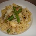 FUSSILI CON ESPARRAGOS TRIGUROS Y QUESO AHUMADO