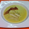 CREMA DE PUERROS Y PERA CON JAMÓN