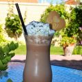 BATIDO DE HELADO DE CHOCOLATE CON NATA