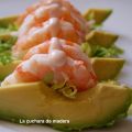 AGUACATES CON LANGOSTINOS