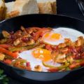 Huevos en cocotte con patata panadera