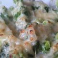 BRÓCOLI CON BECHAMEL ENCEBOLLADA