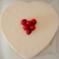 Corazón de Tarta de Queso con Frambuesas