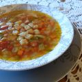 SOPA SABROSA CON POLLO